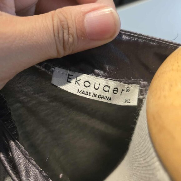 Ekouaer Silky Trim Soft Knit V-Neck Sleep Shirt Nightgown Gray Loungewear XL EUC - Picture 3 of 3